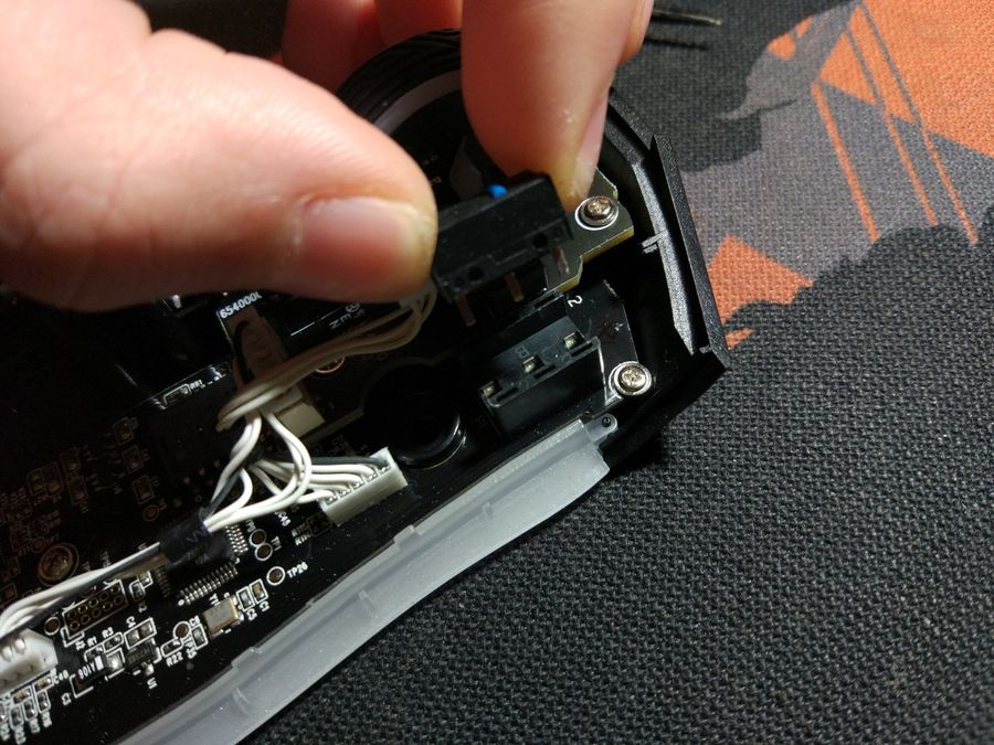 How to Make a Mouse Completely Silent : 8 Steps (with Pictures ...