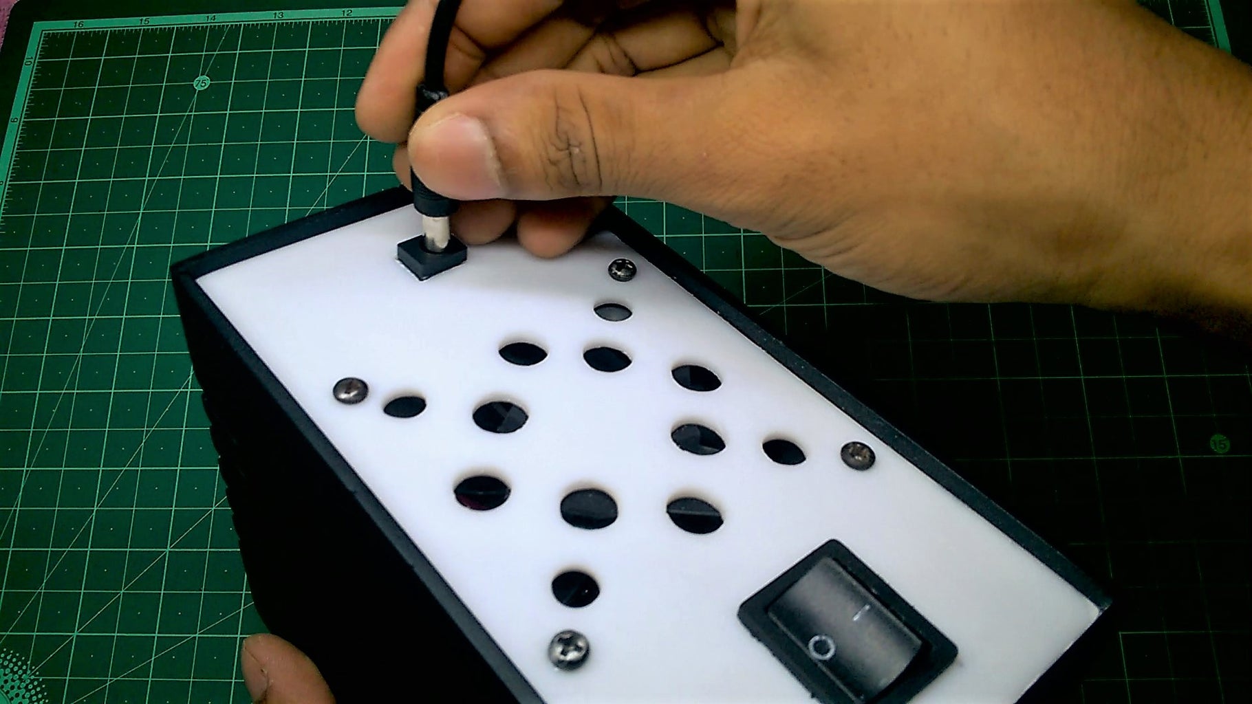 DIY Variable Power Supply With Adjustable Voltage and Current : 14 ... Circuit Diagram