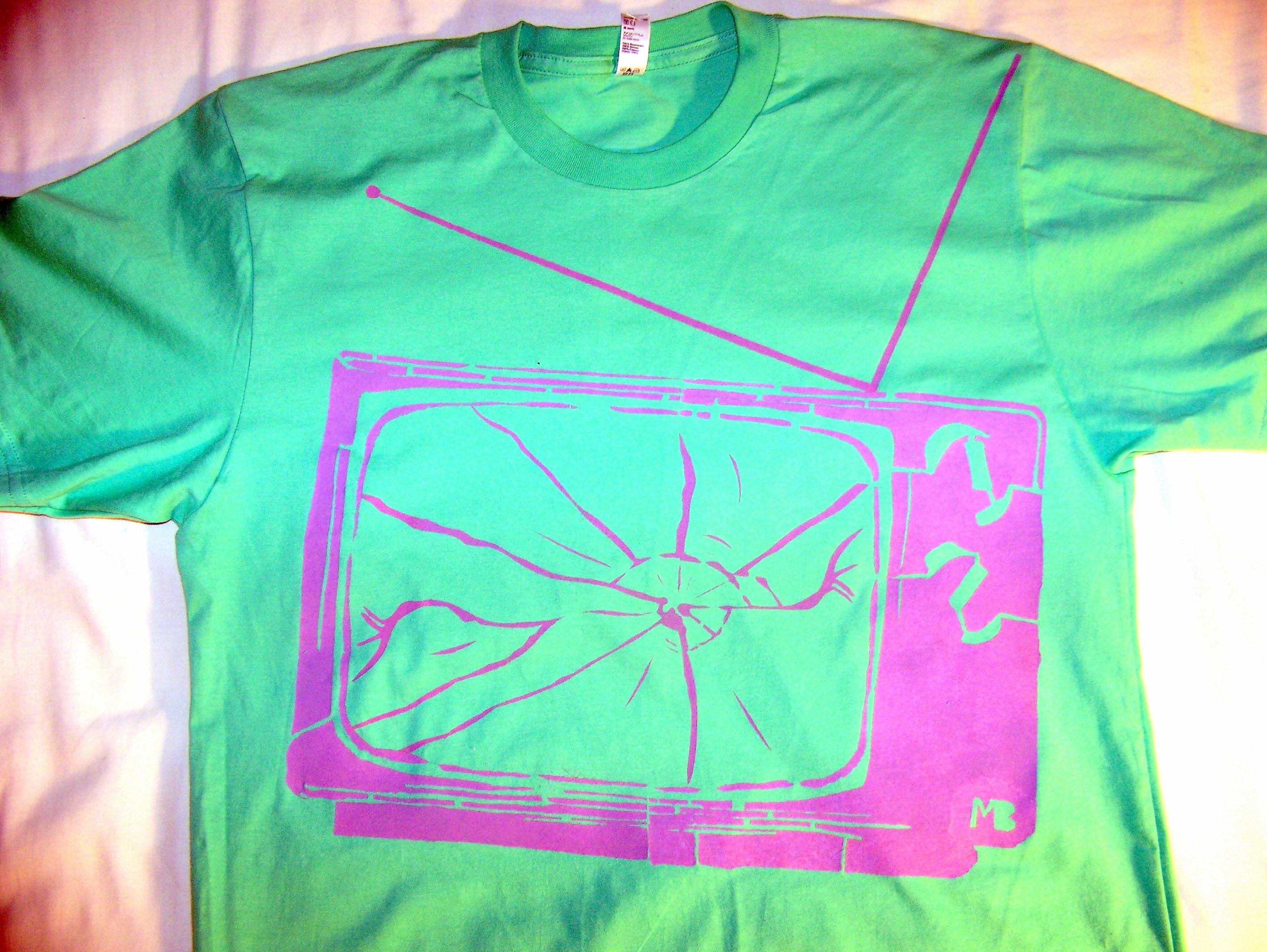 Turn your old shirt into a Rad new Creation