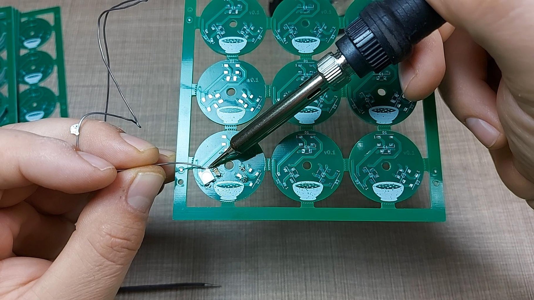 Smd Soldering With Regular Soldering Iron 5 Steps Instructables Smd Soldering With Regular Soldering Iron 5 Steps Instructables