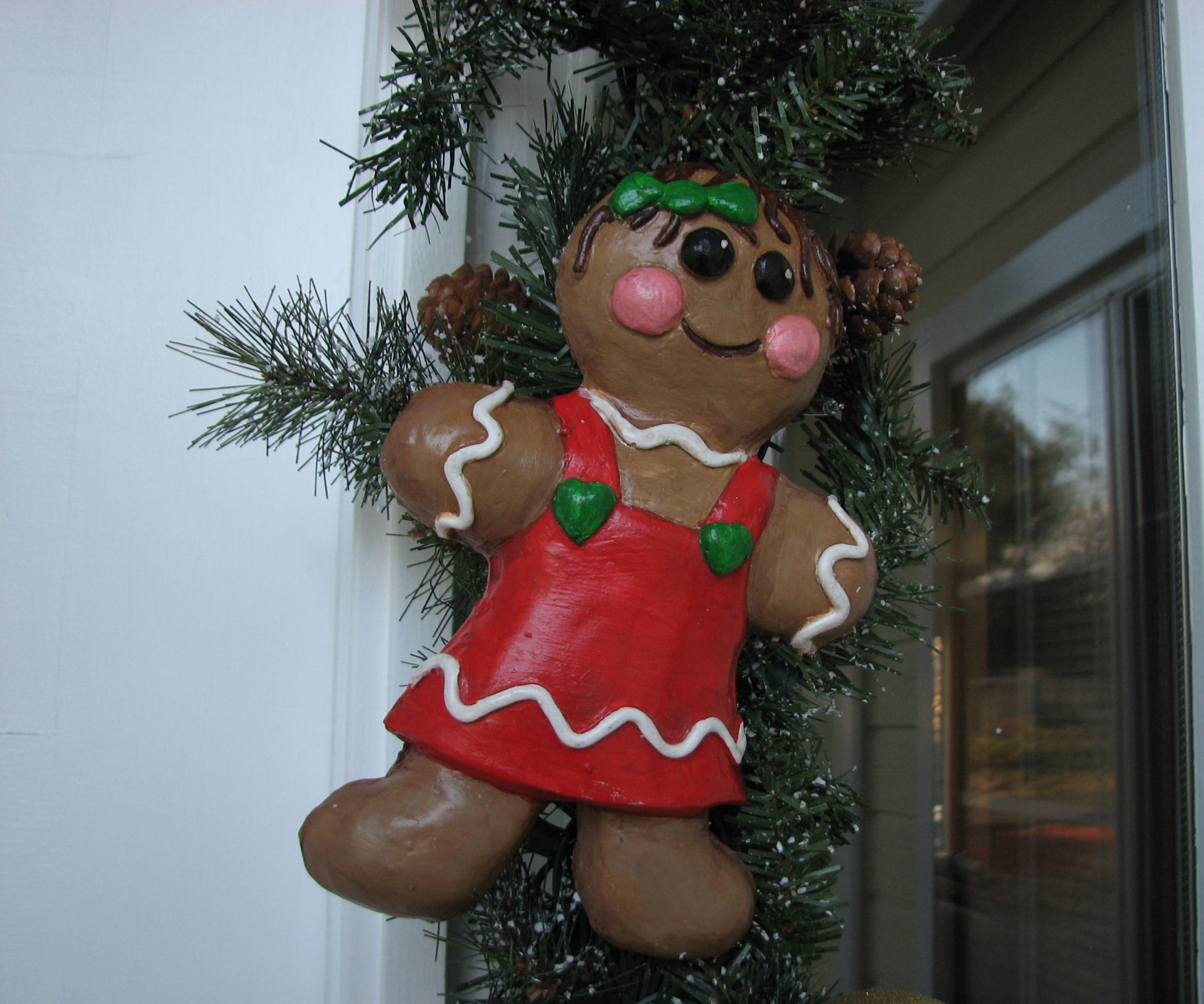 Cast Gingerbread People for Christmas Wreaths