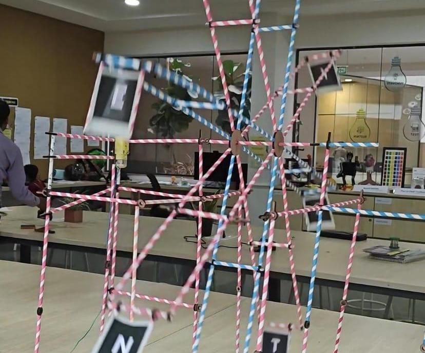 Ferris Wheel by Paper Straw ( Eco Friendly Materials)