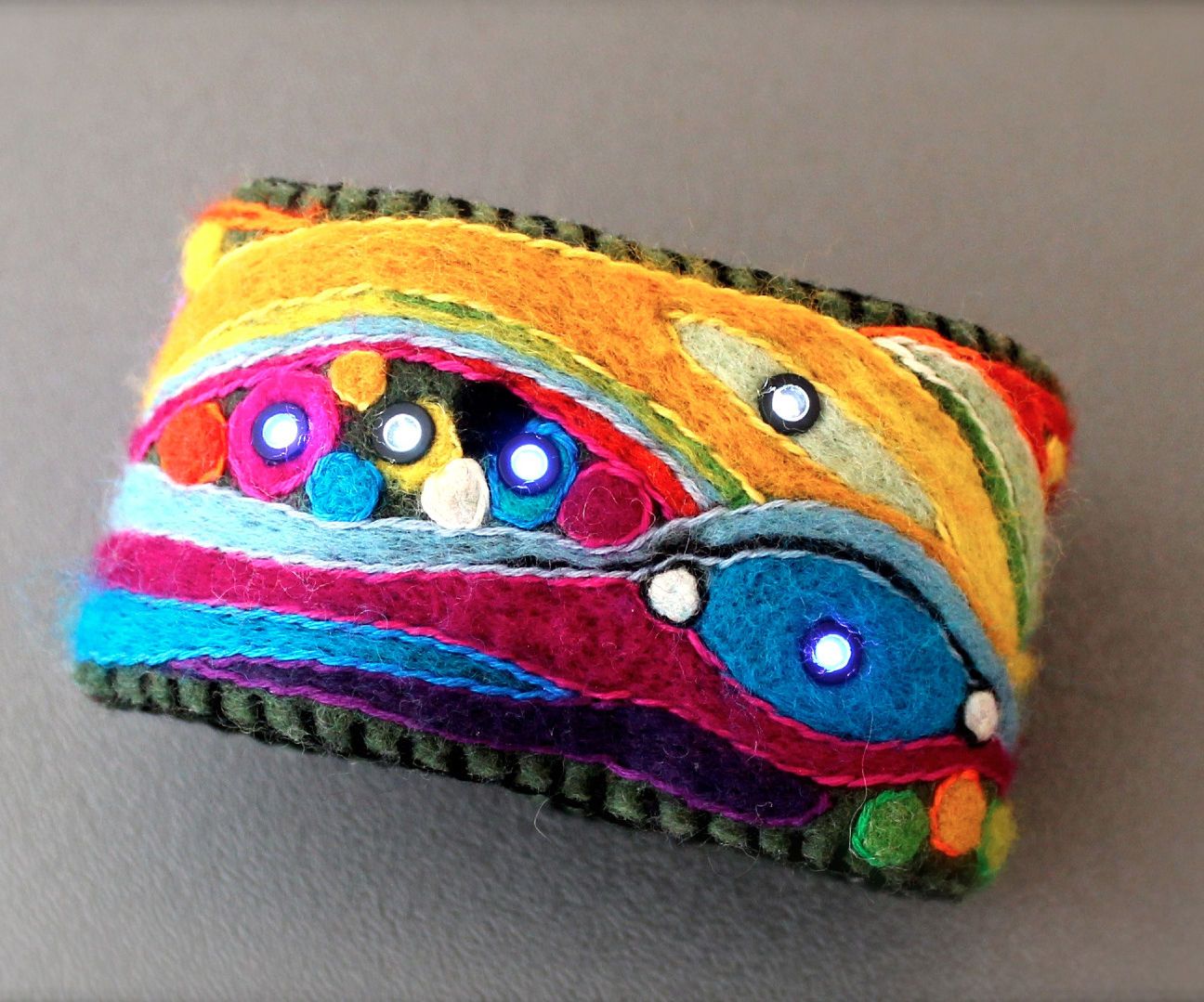 Ultimate Felt Bracelet With LEDs