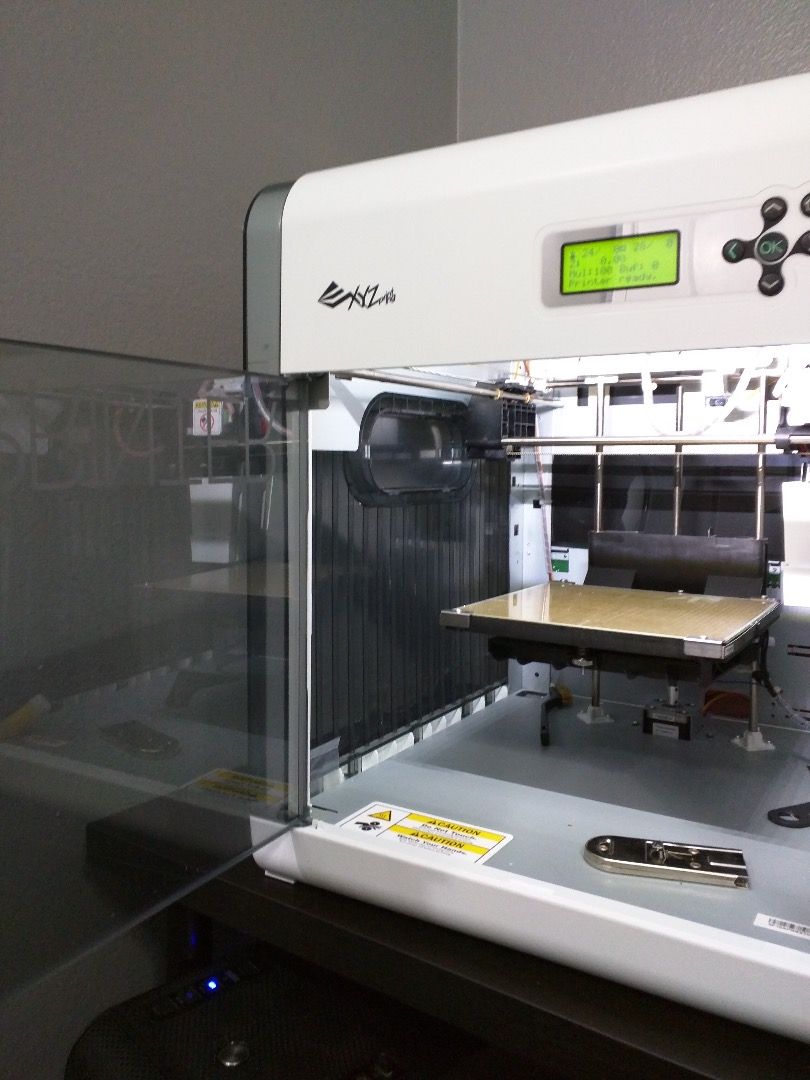 Invert XYZ Da Vinci 1.0A Door : 4 Steps - Instructables