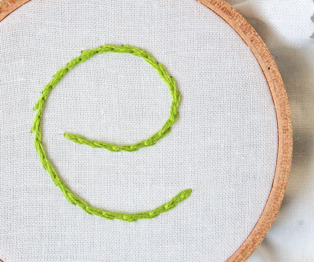 Embroidery How To: Split Stitch