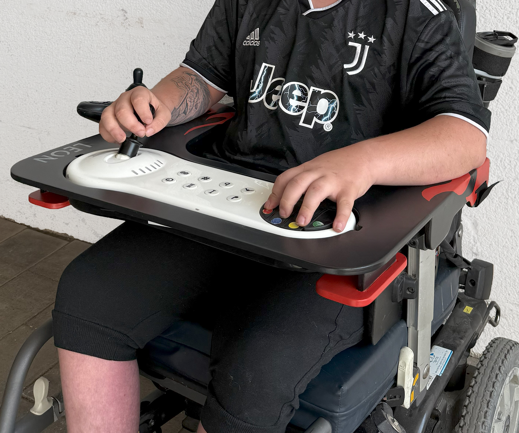 Tray for Arcana Instrument – Adaptive Design for Wheelchair Use
