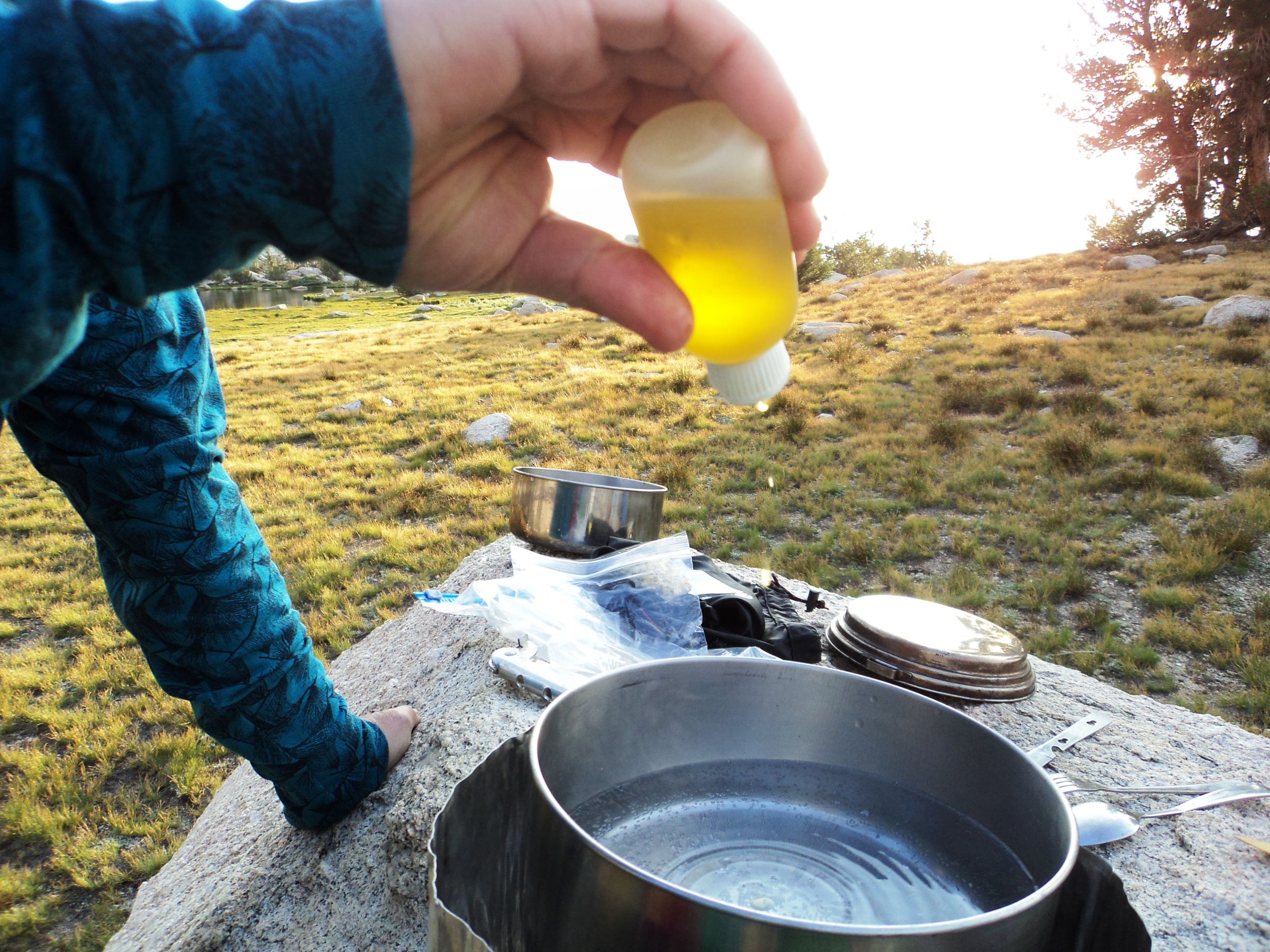 [Backpacking Food] Quinoa With Veggies 5 Steps (with Pictures