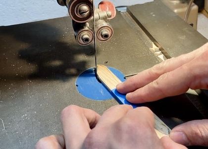 DIY Straight Razor From an Old Saw Blade : 6 Steps (with Pictures ...