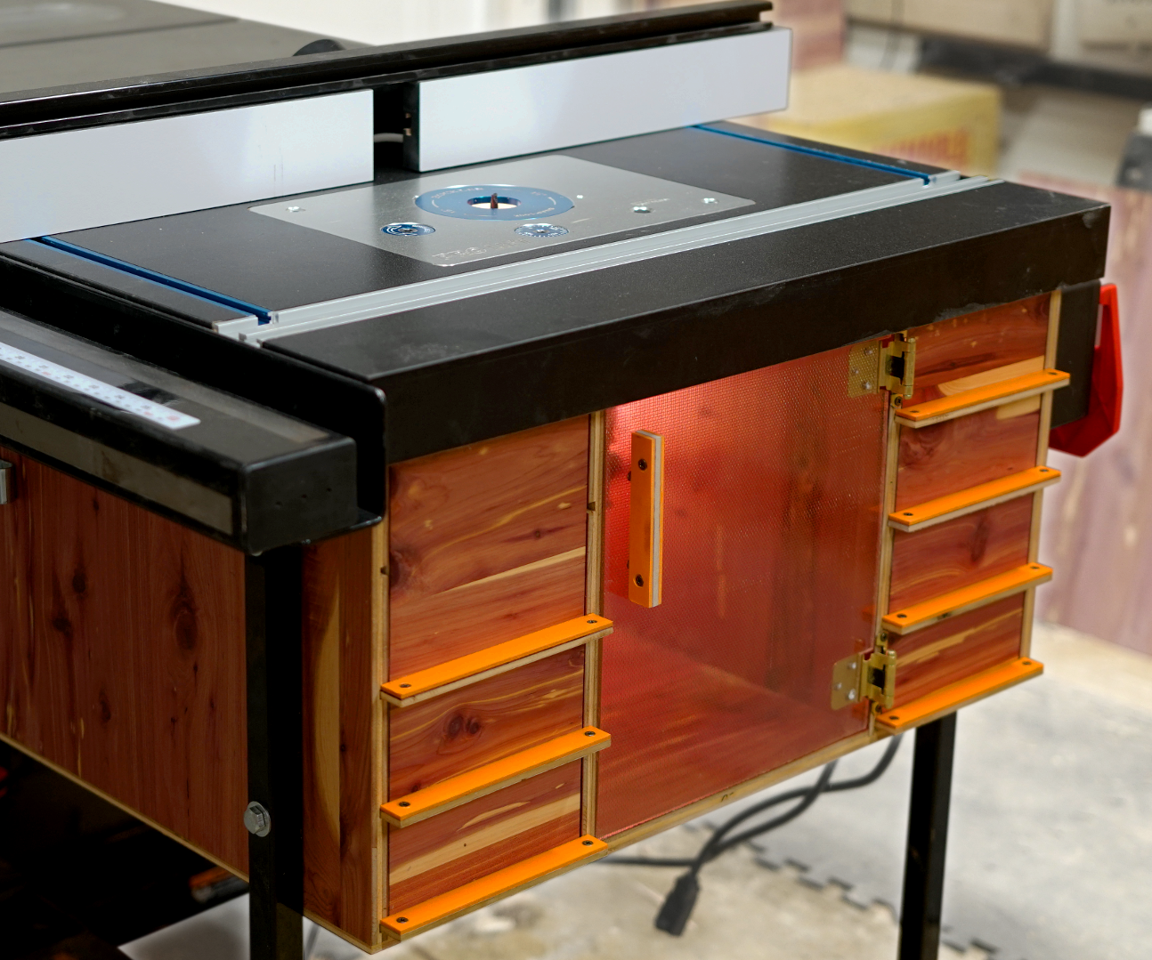 Ultimate Router Table & Storage Cabinet (table Saw Extension Wing)