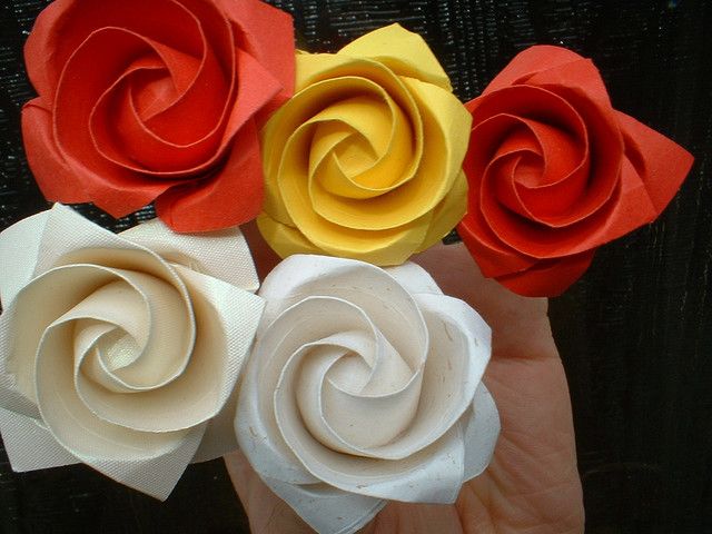 How to Make an Origami Valentines Day Kawasaki Rose!