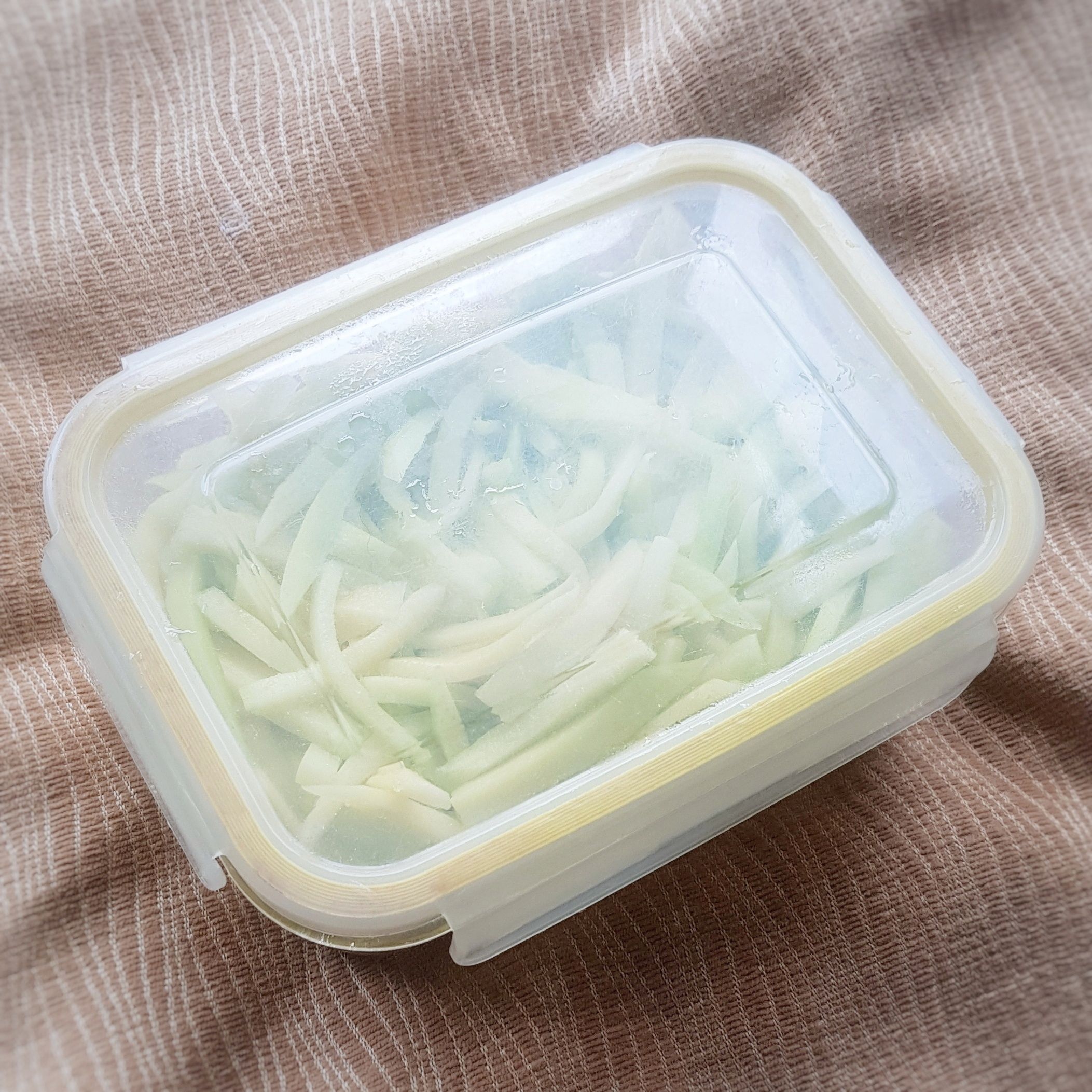 Asian Recipes Crunchy Green Mango Pickles (Jeruk Mangga) 8 Steps