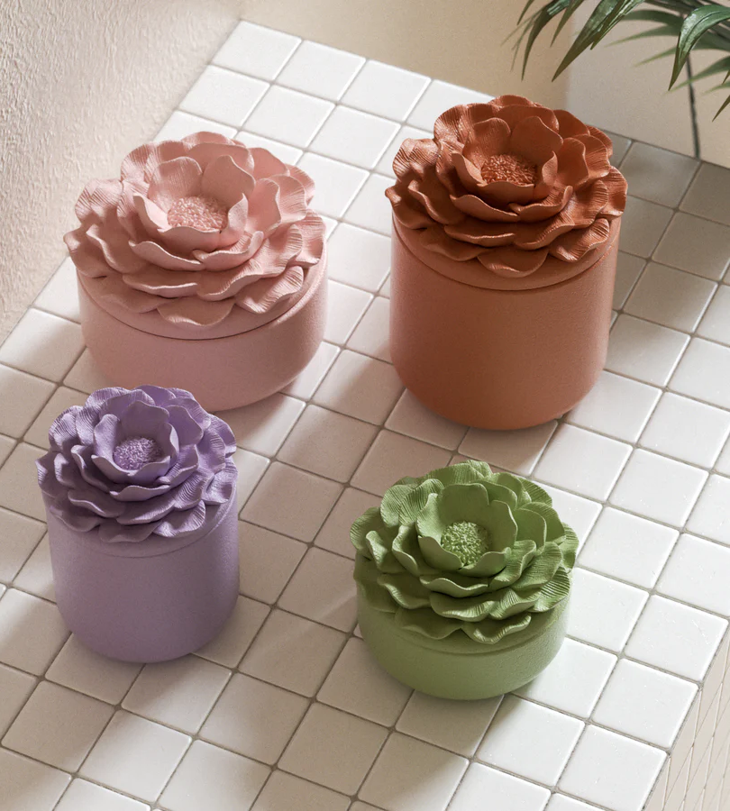 How to Make a Whispers of Camellia Candle Jar – a DIY Blooming Beauty