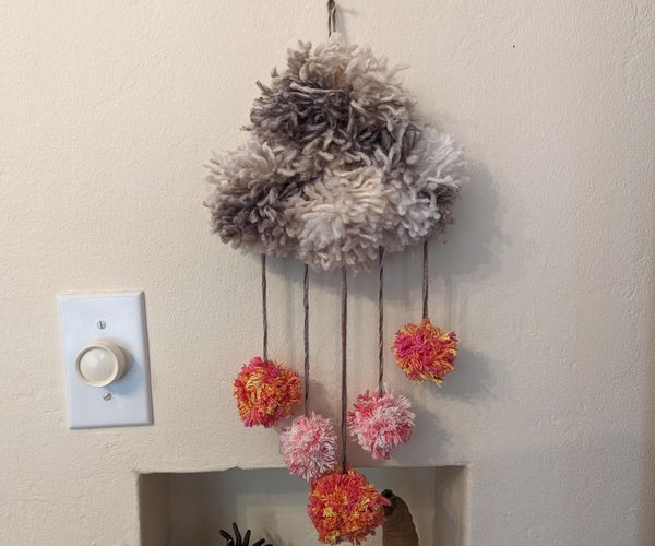 Pom-Pom Cloud Wall Décor