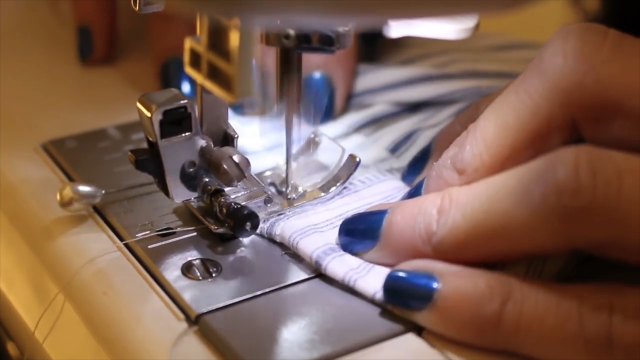 DIY Men´s Shirt Turned Into a Women´s Shirt