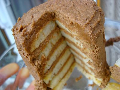 How to Make a Mini Torte Using Leftover Pancakes