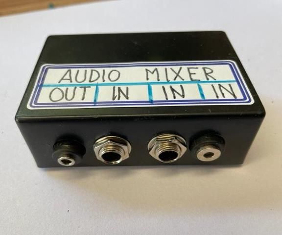 PASSIVE 3 CHANNEL AUDIO MIXER