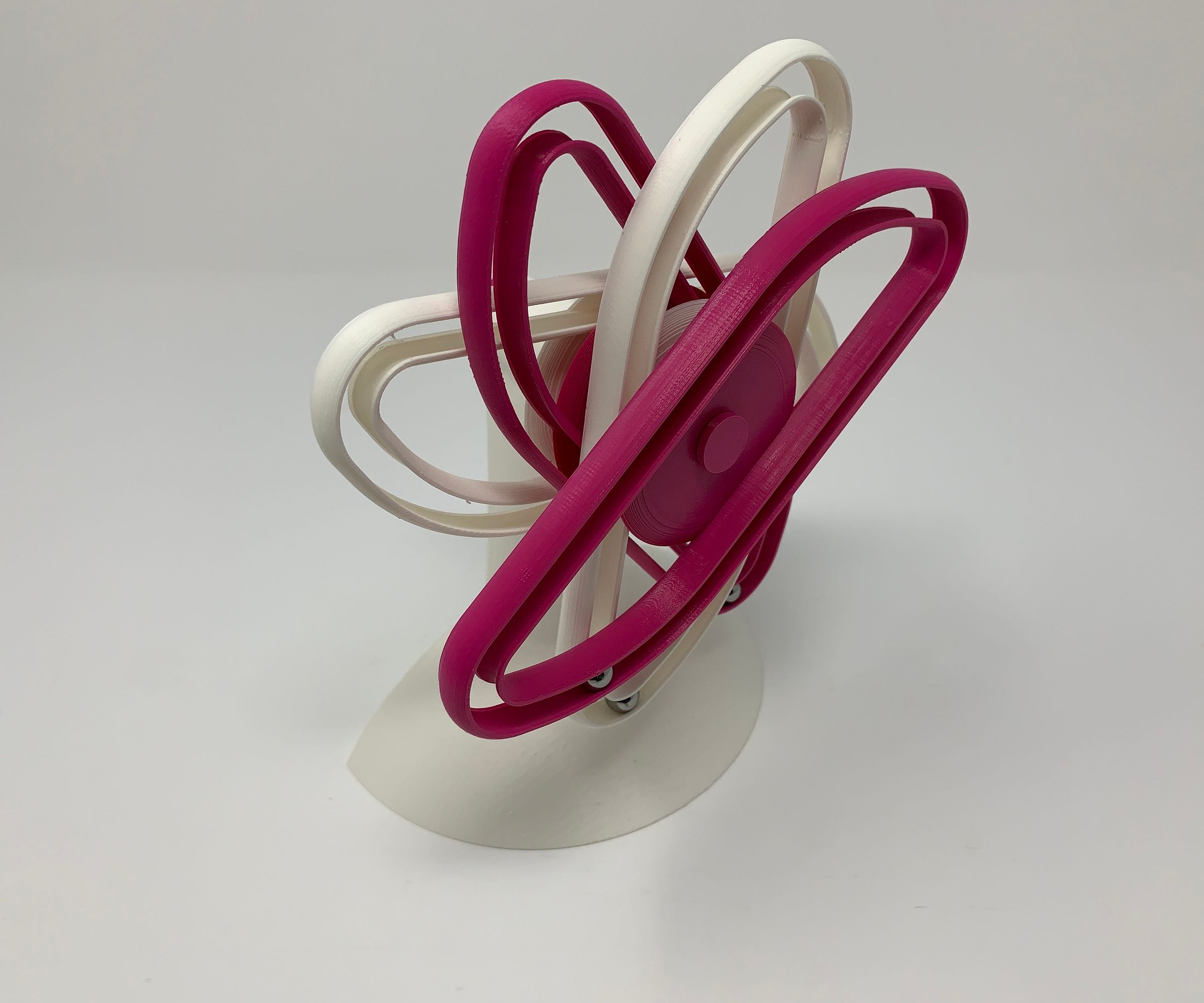 Perpetual Motion Da Vinci Style IV