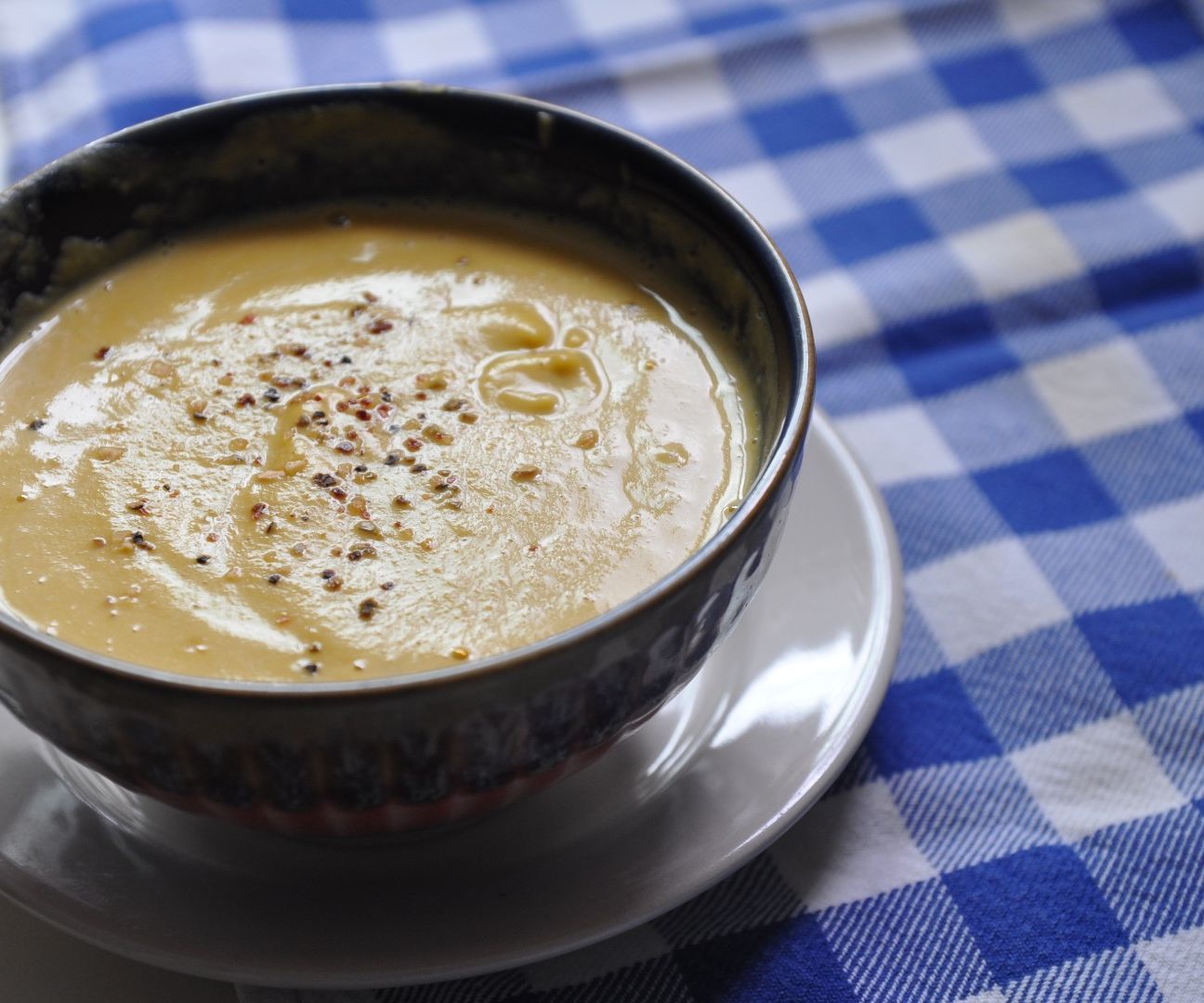 How to Make Roasted Pumpkin Soup | Fall Vegan Recipe