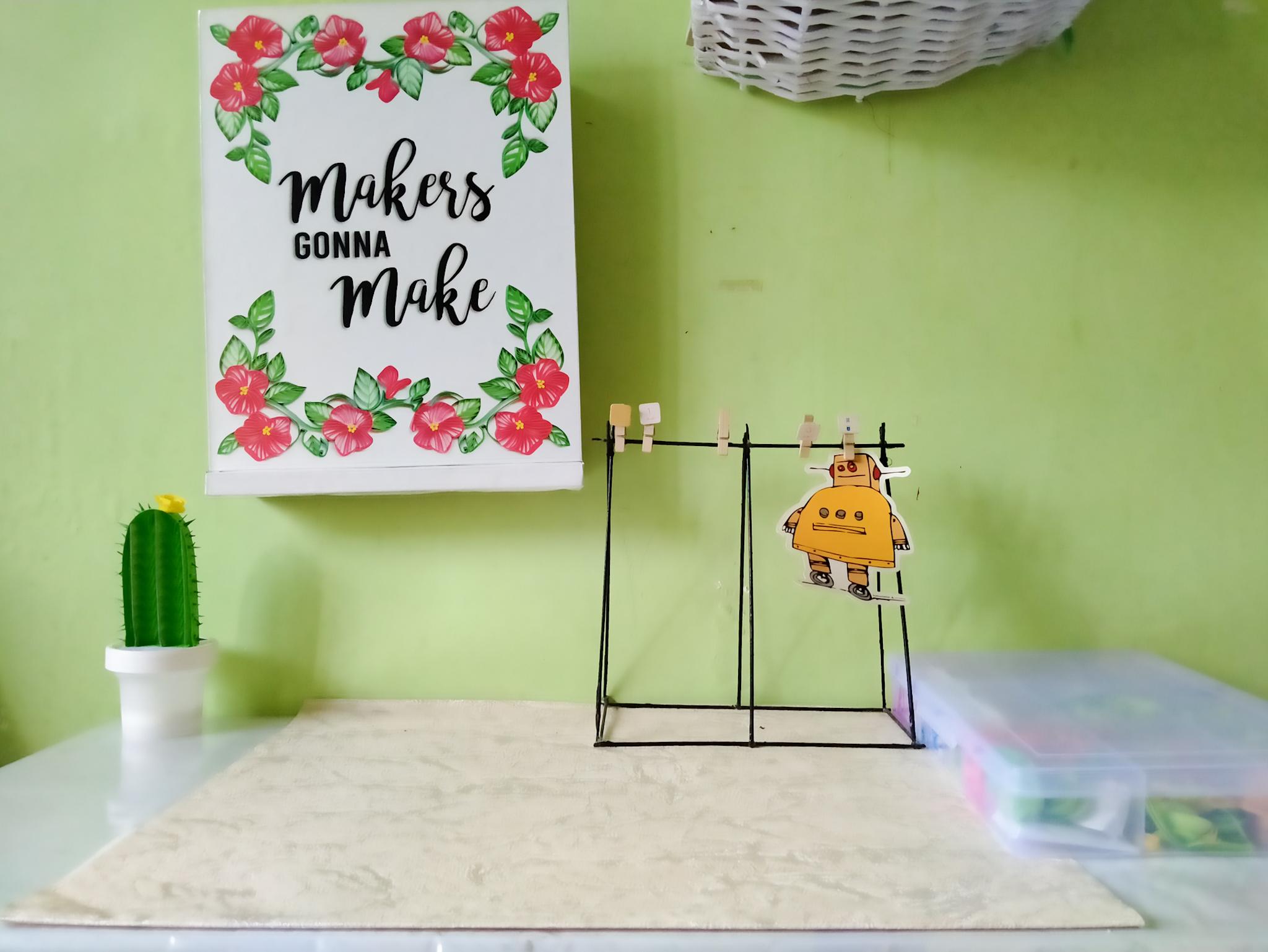 DIY Tabletop Easel and Wall Decor From Cardboard 5 Steps (with