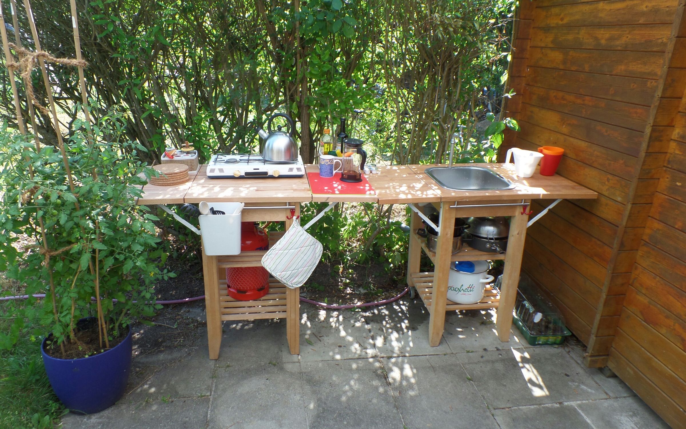 Outdoor/indoor Kitchen for Garden Shed