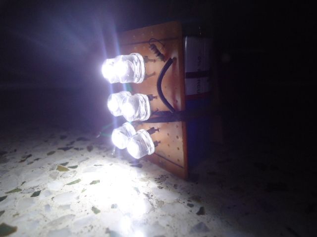 Potable 9v Dark Activated Light