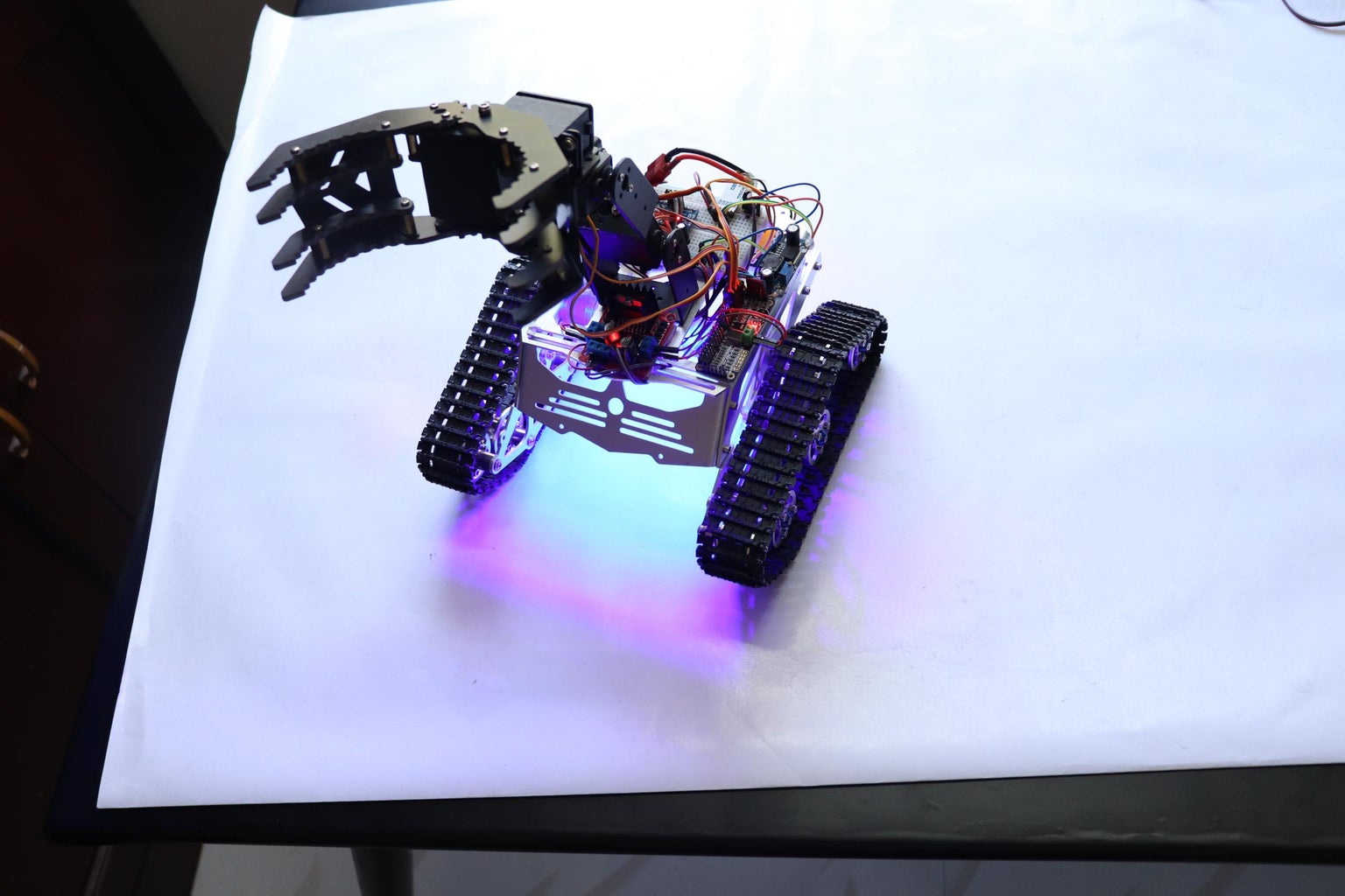 Making a Gesture Controller Glove Using Hall Effect Sensor : 6 Steps ...