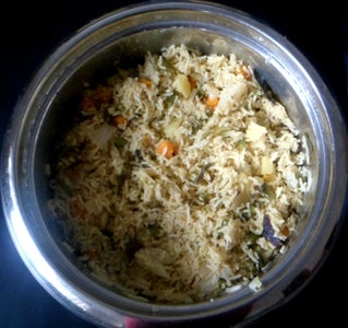 Transfer Prepared Curry to Soaked Rice