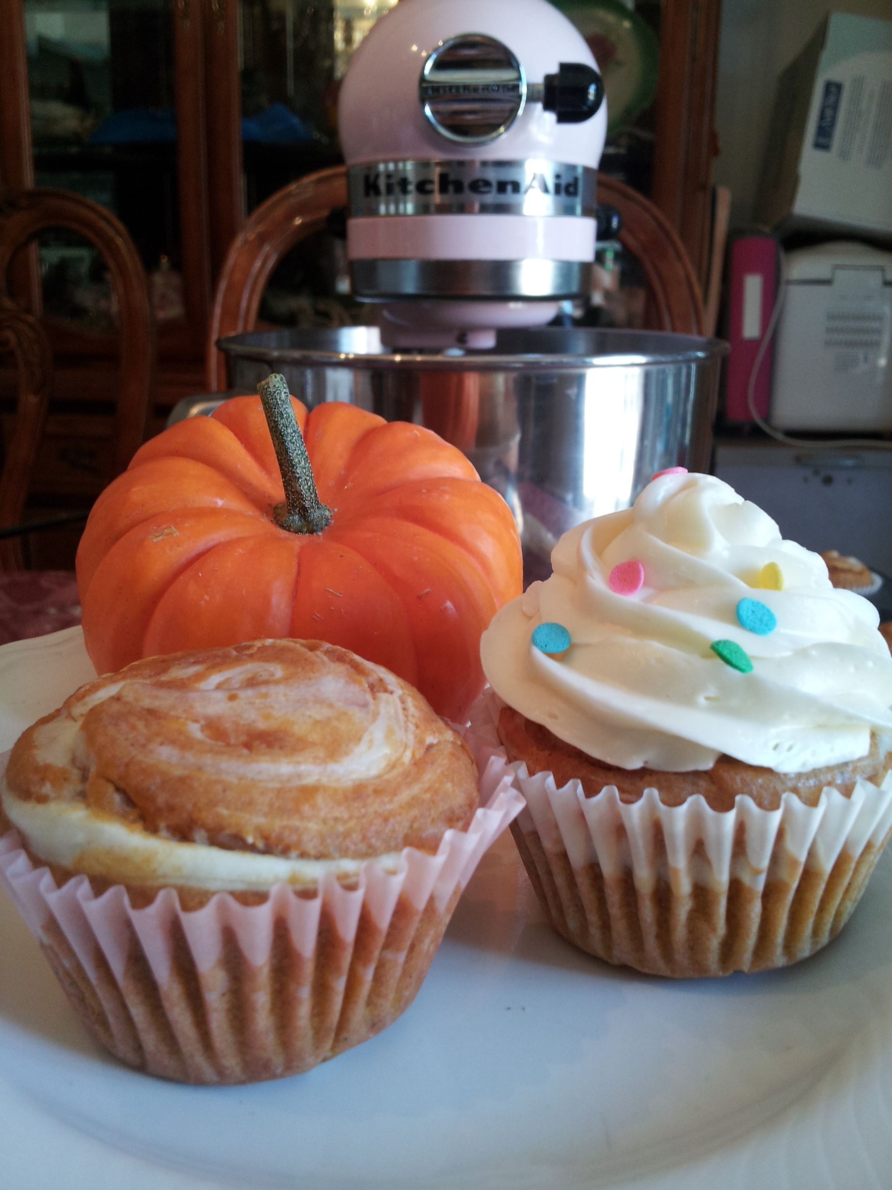 Pumpkin Swirl Cheescake Cupcakes