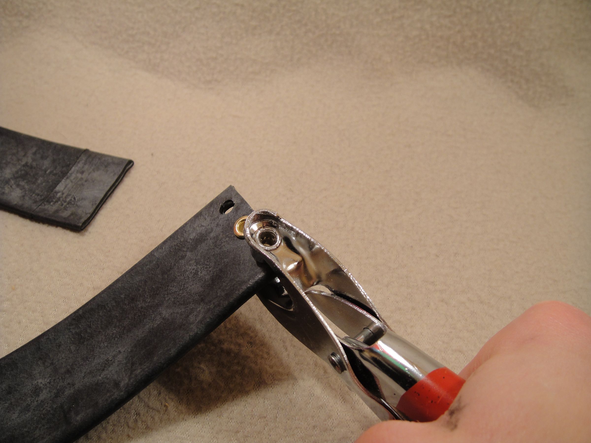 Upcycle an Inner Tube Into a Bookmark 4 Steps Instructables