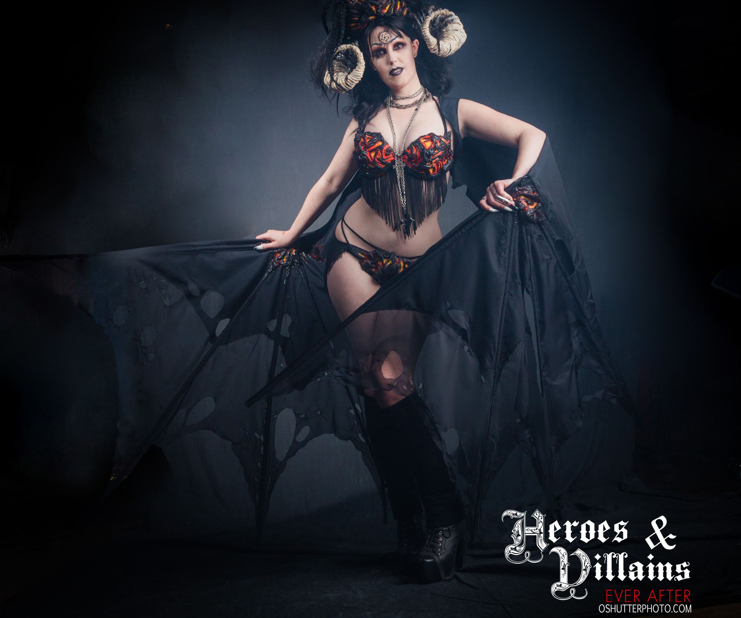 Articulated Bat and Demon Wings