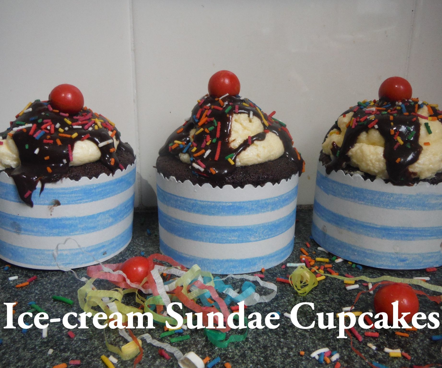 Ice-cream Sundae Cupcakes!