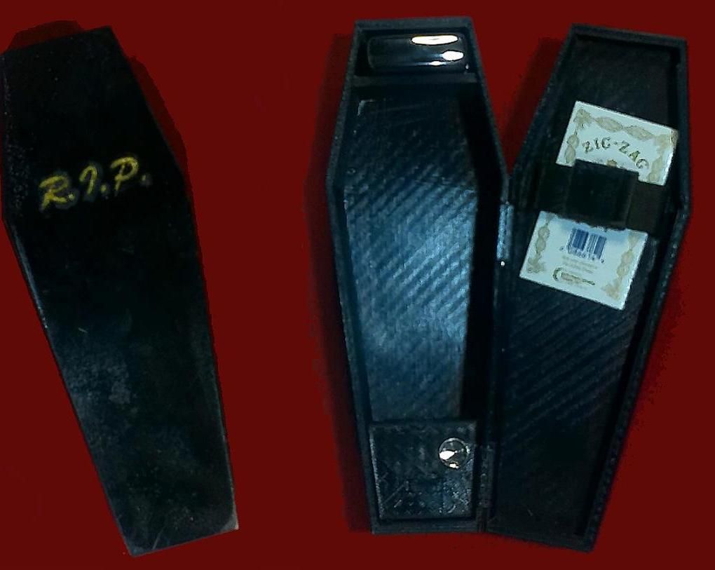 3DPrinted Coffin / Stashbox