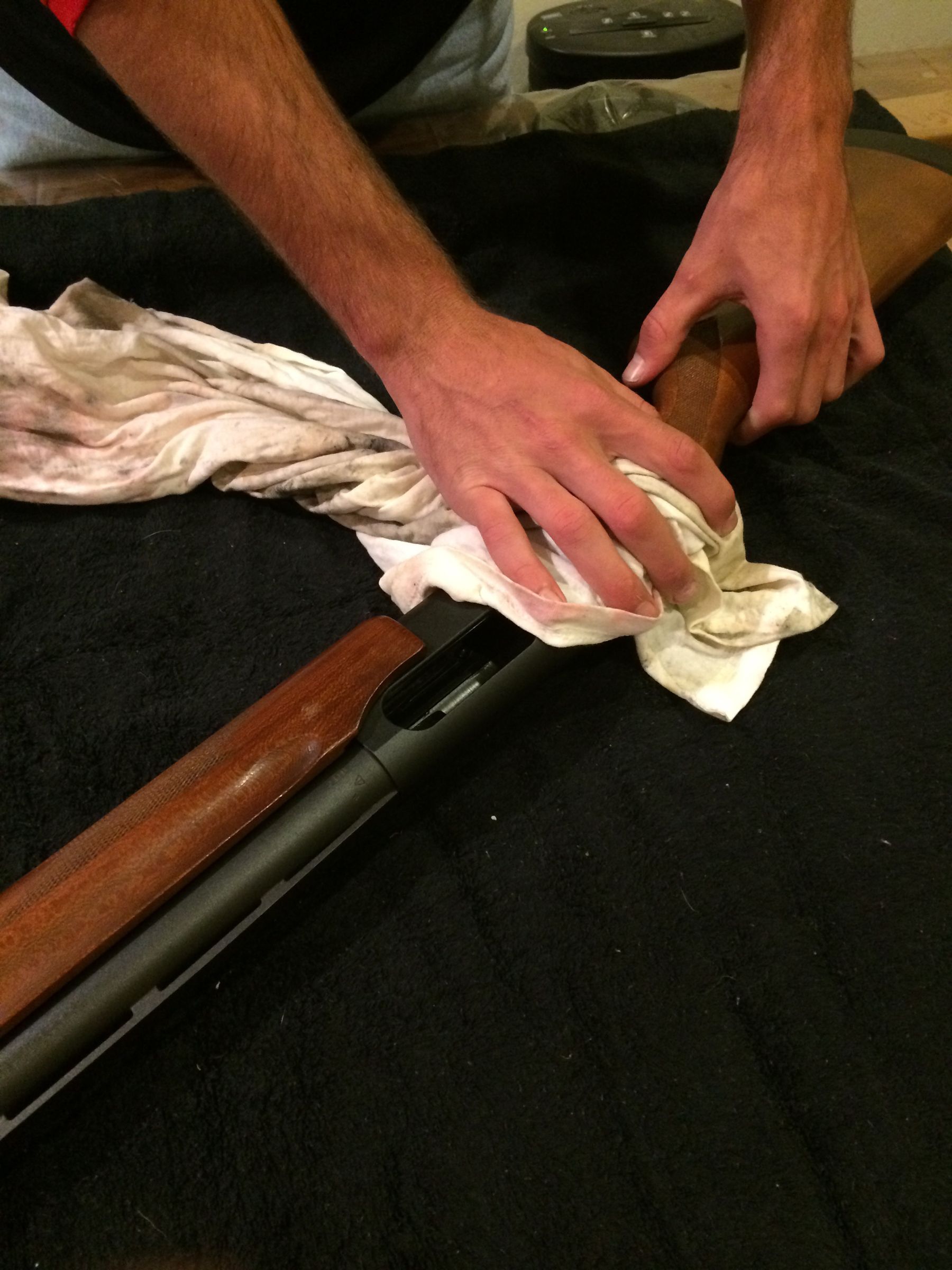 How to Clean a 12 Gauge Remington 870 Shotgun : 9 Steps - Instructables