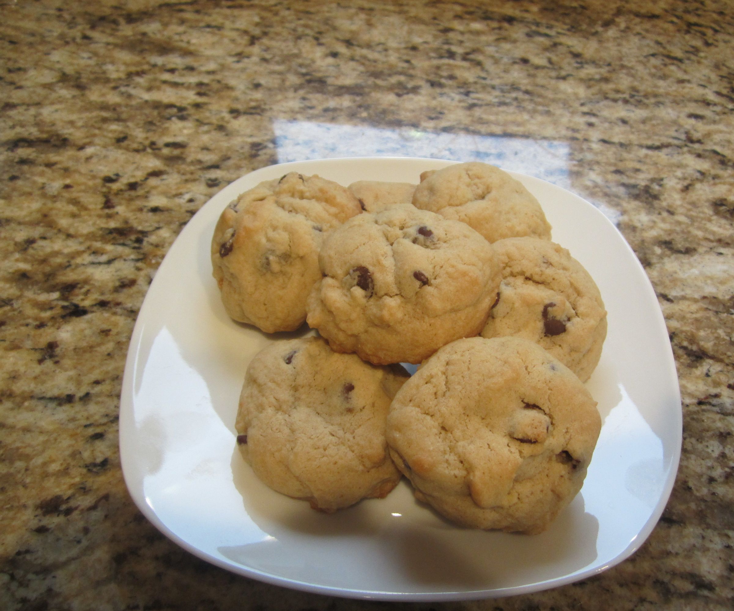 Easy and Delicious Chocolate Chip Cookies-Video