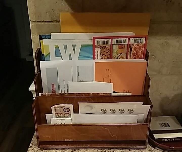 Counter-top Mail Tray