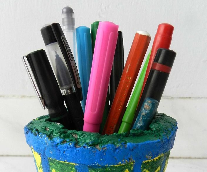 Pen Holder Using Paper