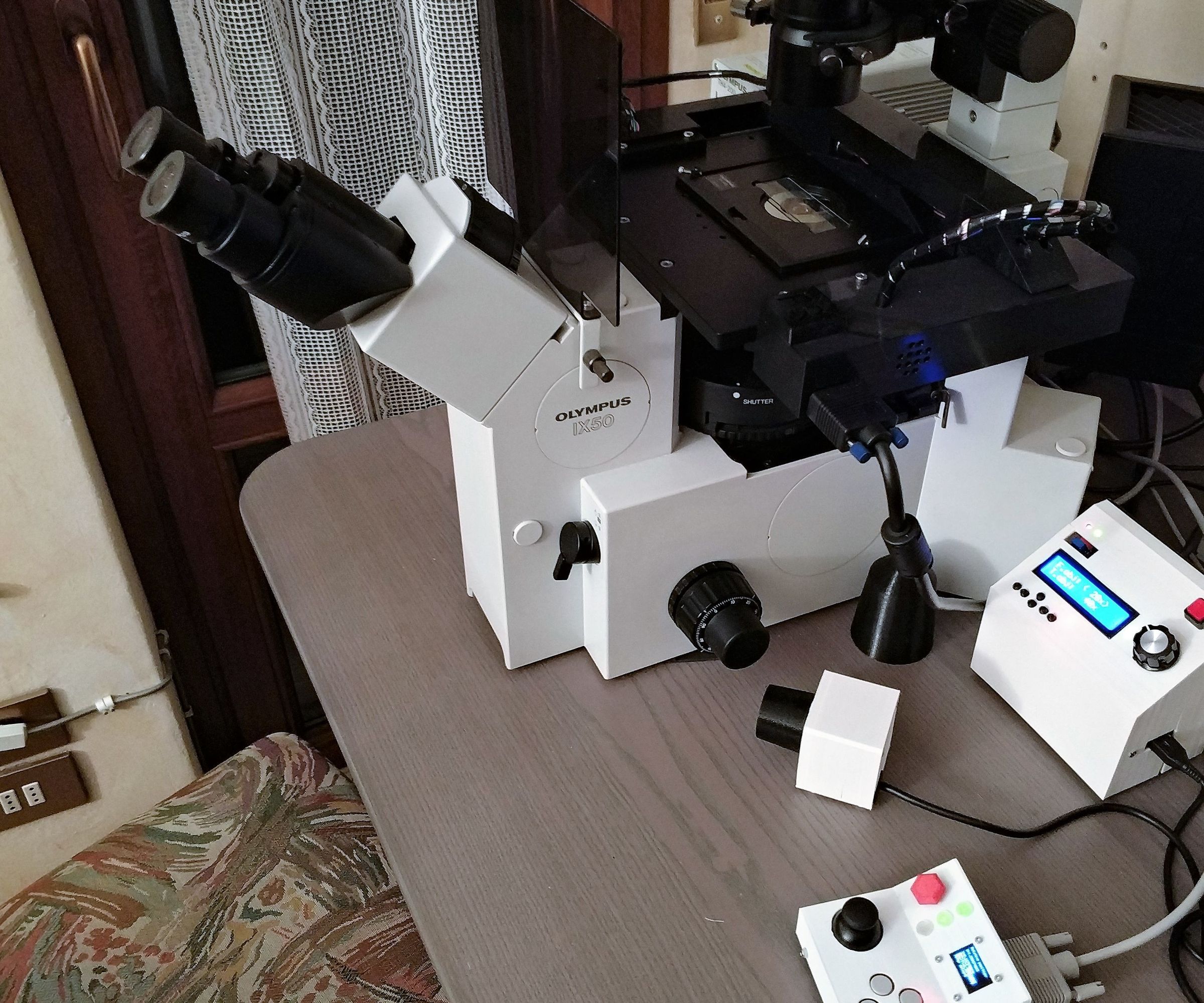 Motorized Microscope Stage for Olympus IX50