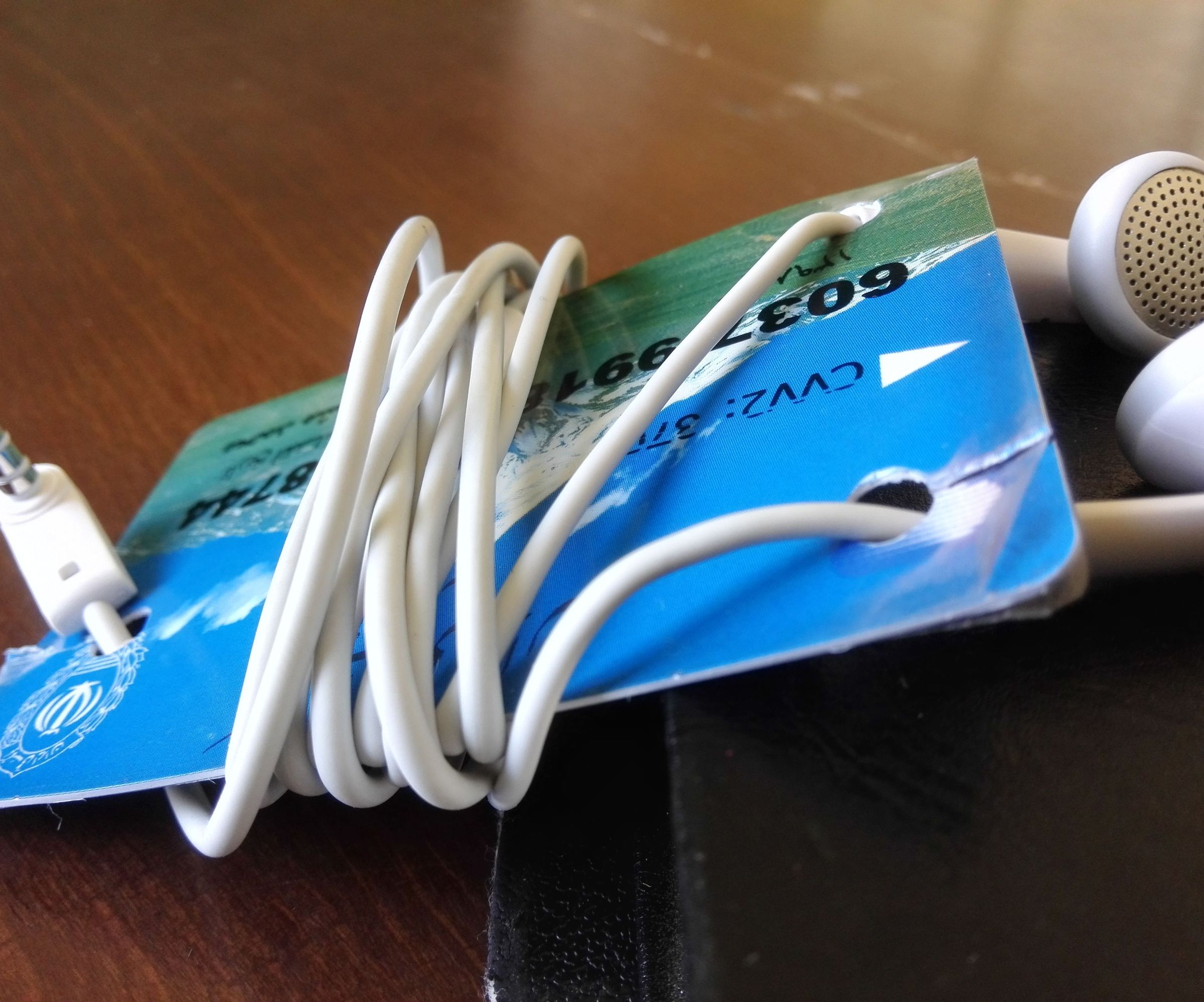 A Cozy Handsfree Holder