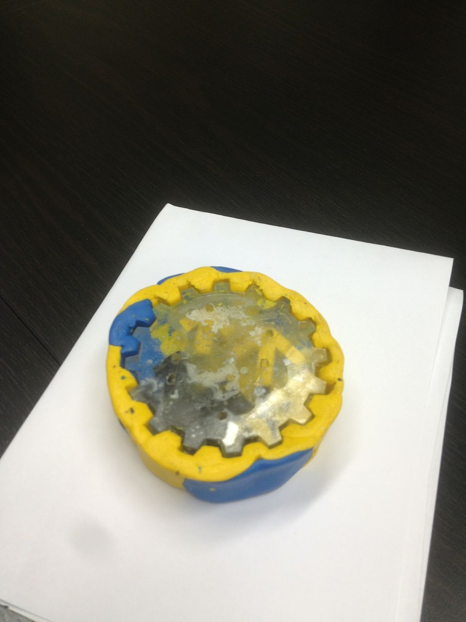 Use Sugru to make an ice mould