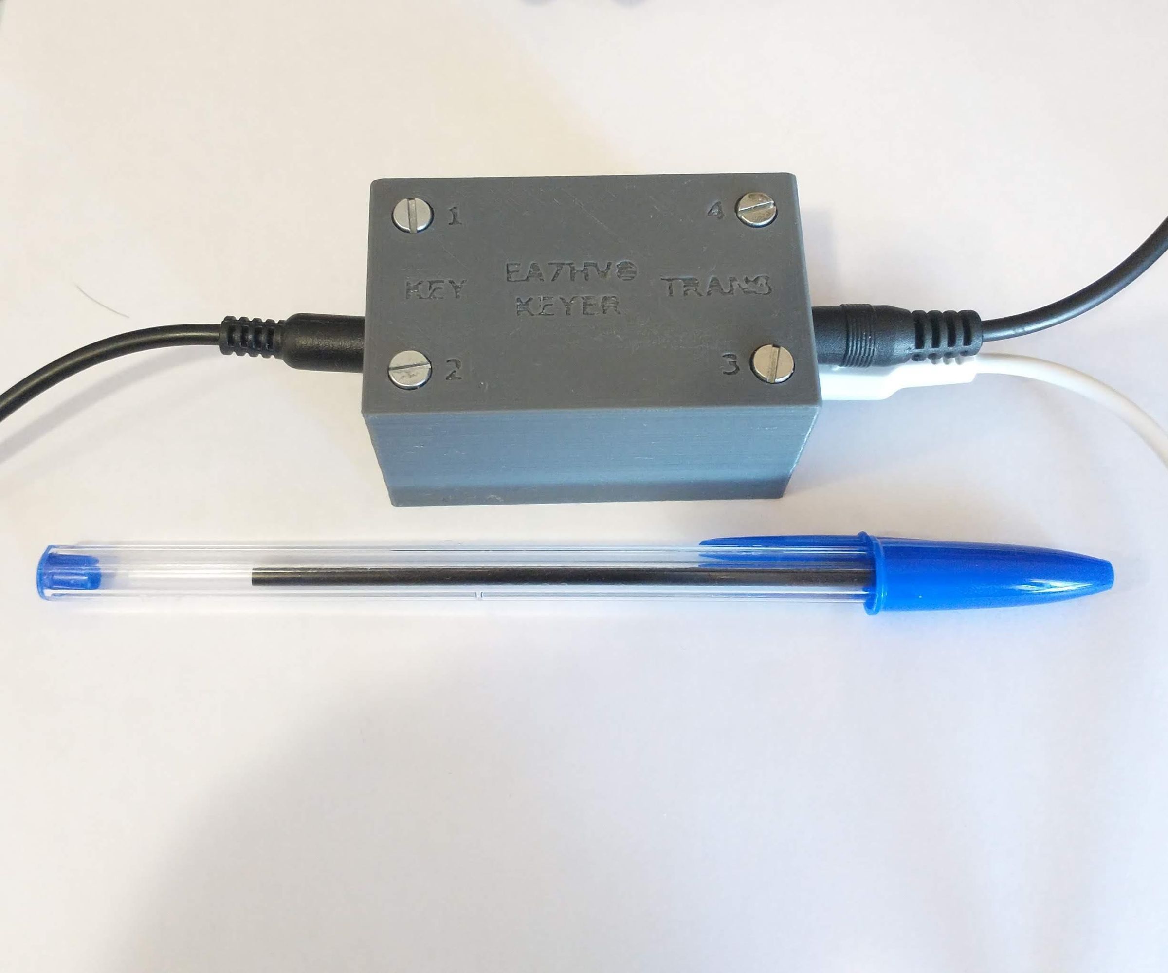 ESP32 CW KEYER WITH TOUCH BUTTONS AND BLUETOOTH INTERFACE