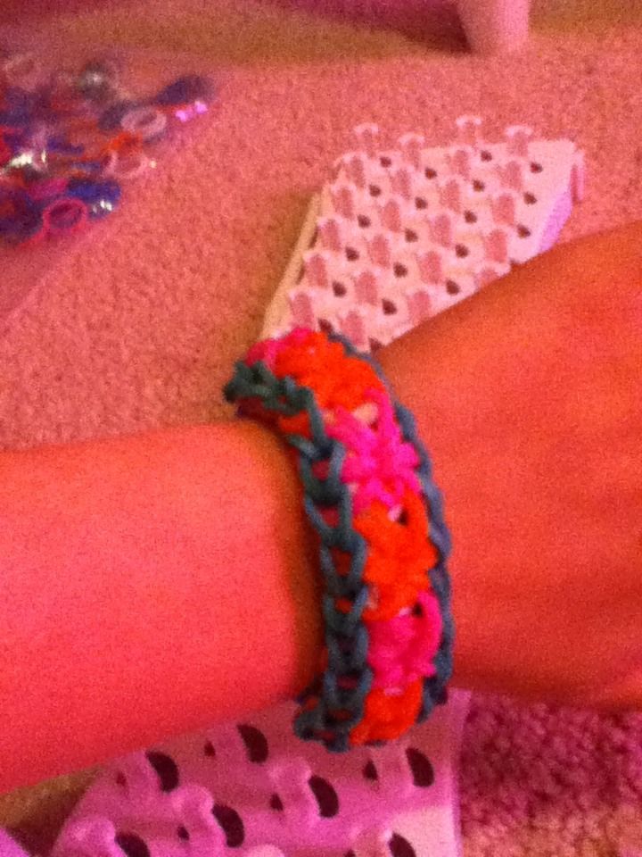 How to Make Starburst Bracelet With Rainbow Loom