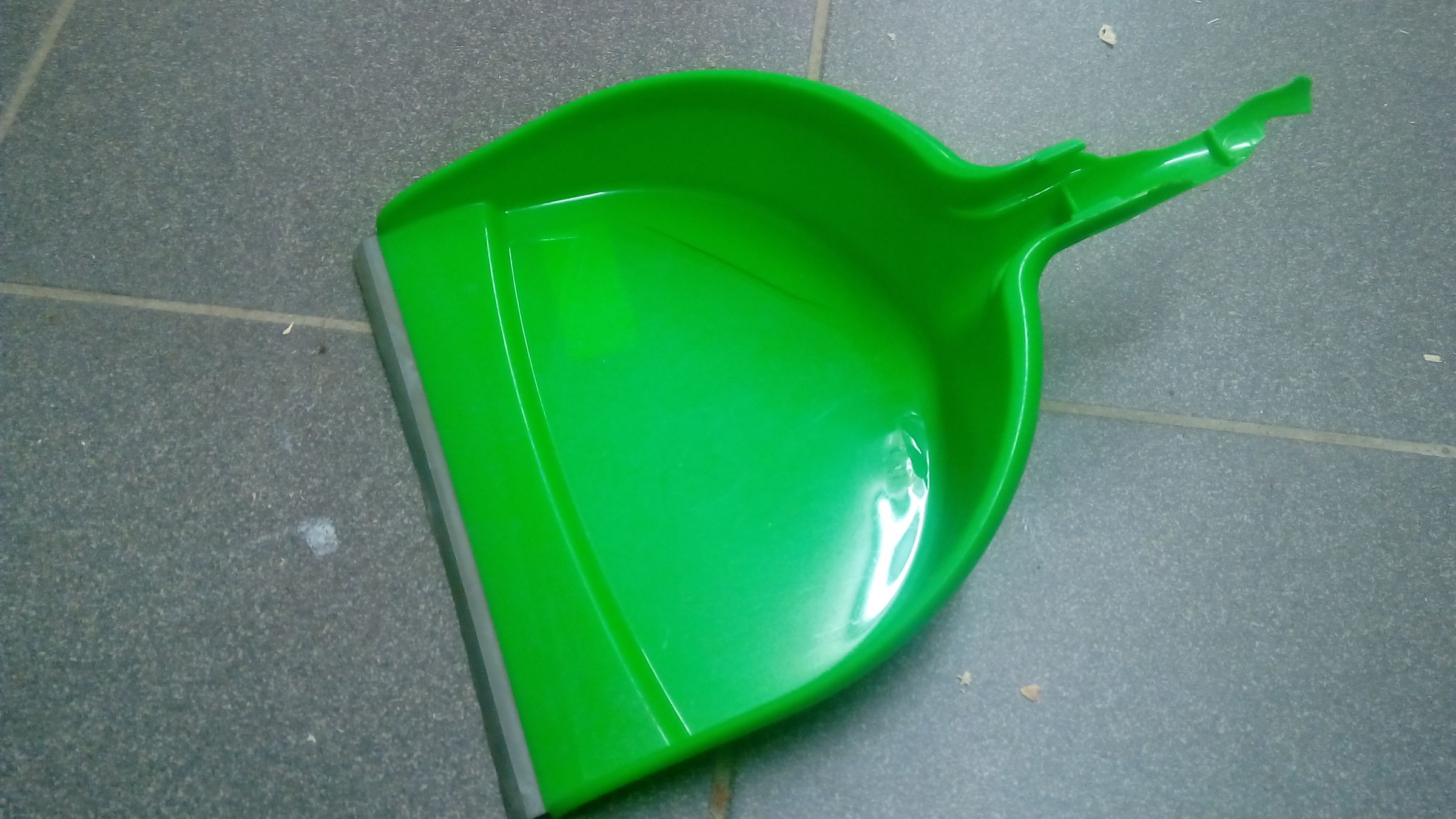 Repair a Dustpan 3 Steps Instructables