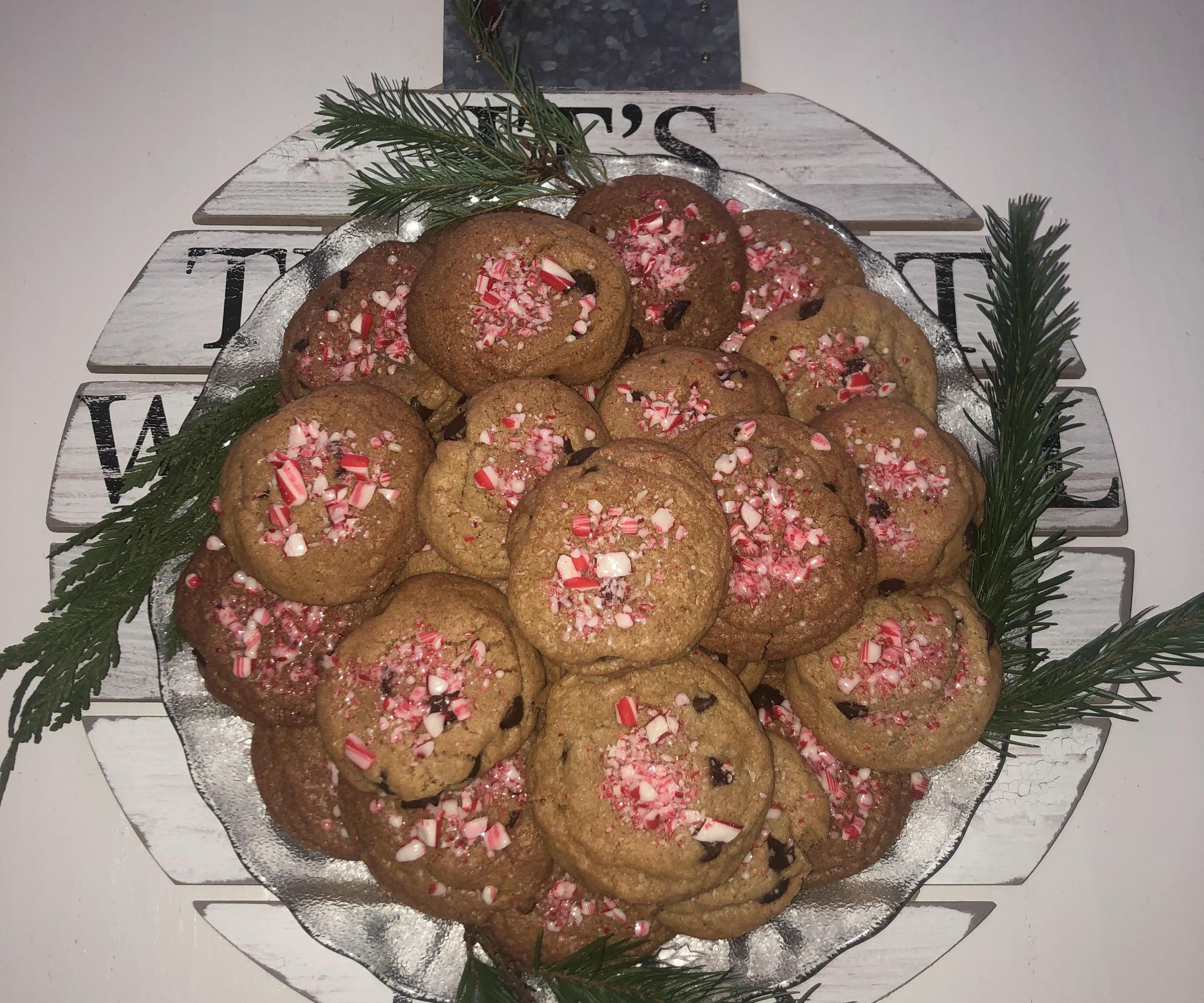 Candy Cane Chocolate Chip Cookies