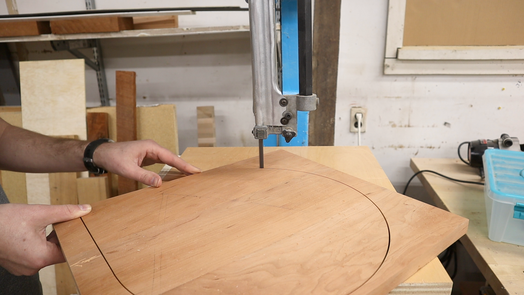 Circle Cutter Jig for the Bandsaw SUPER EASY 7 Steps with