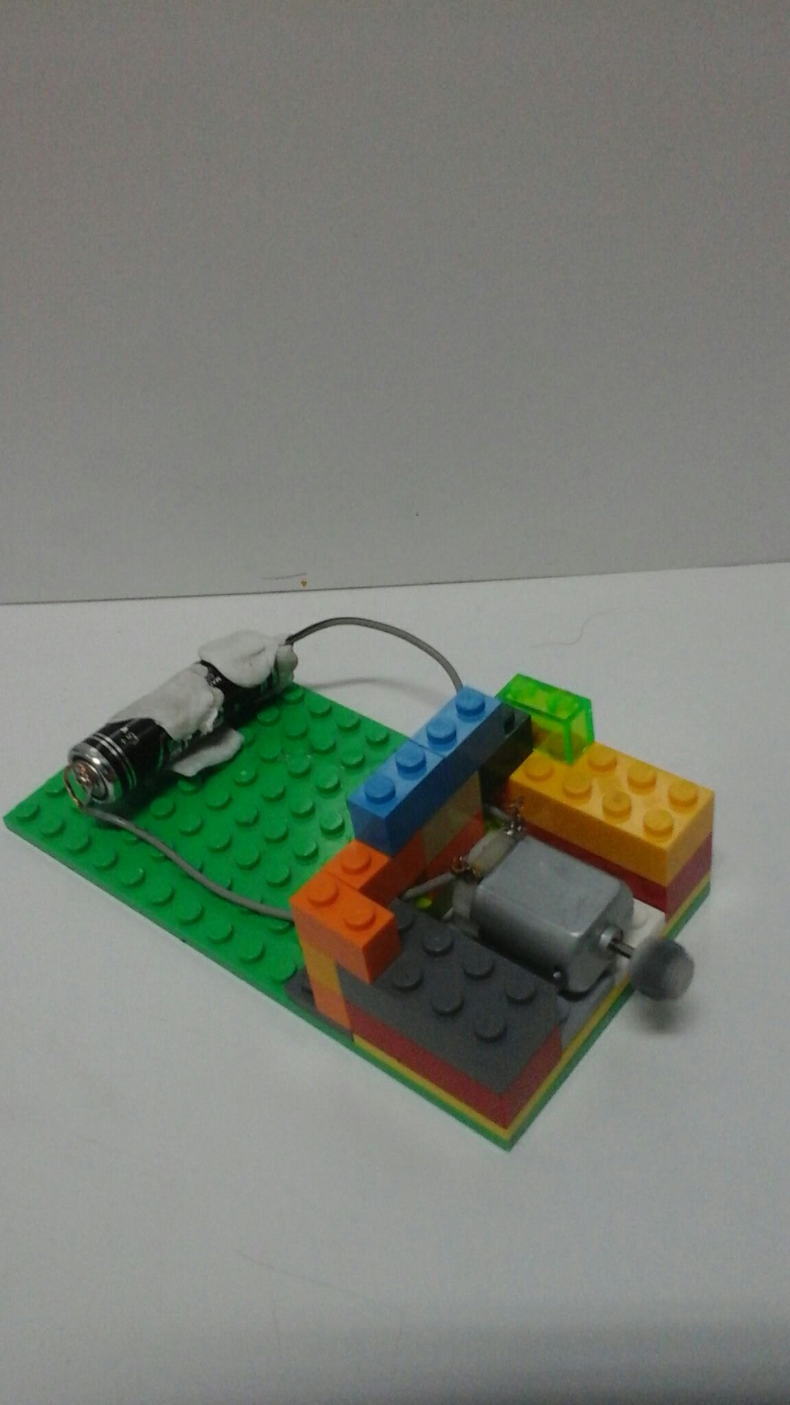 How to Make a Lego Technic Motor : 5 Steps - Instructables