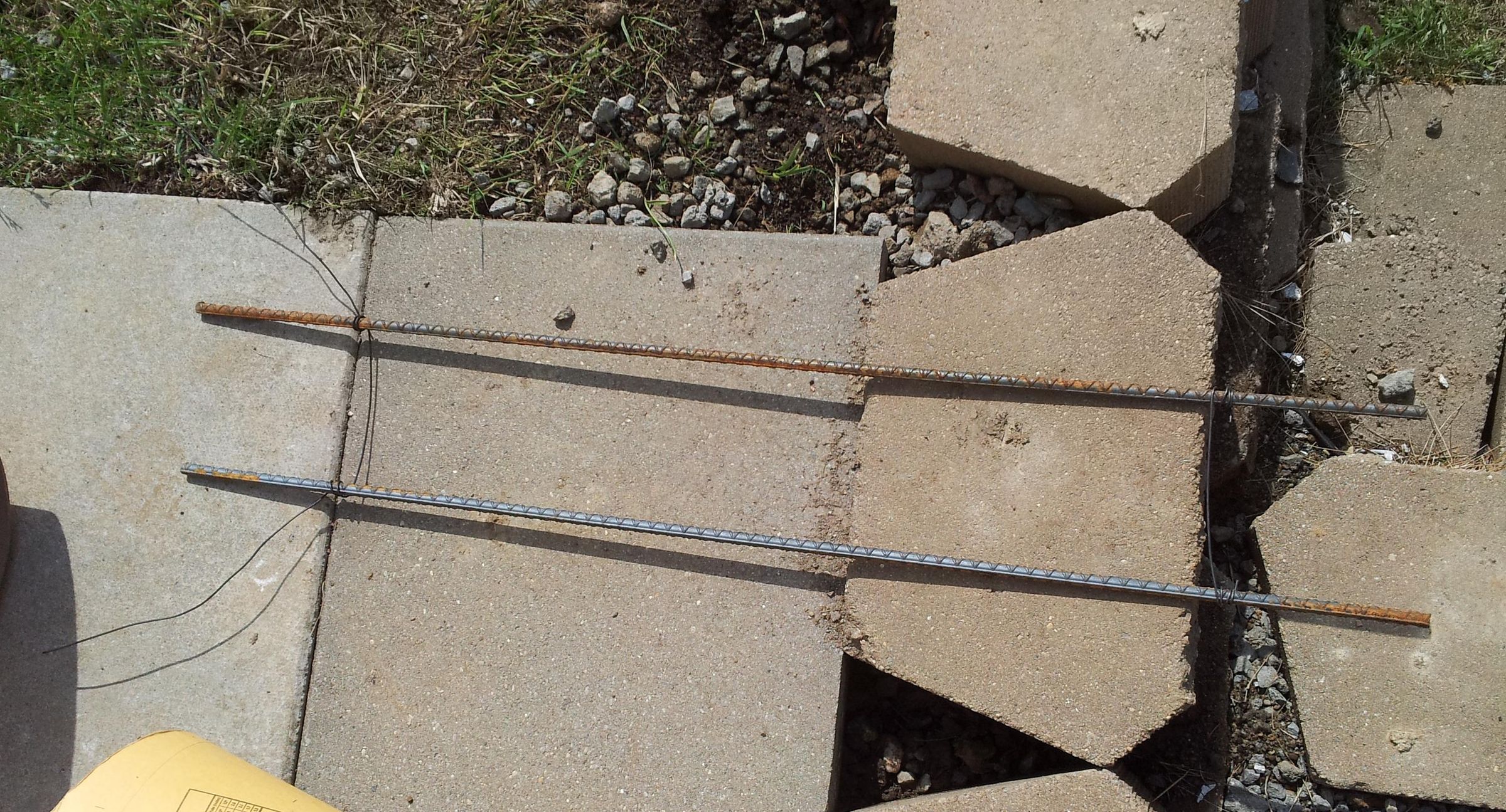 Simple Rig for Spacing & Hanging Rebar in a Post Hole 6 Steps