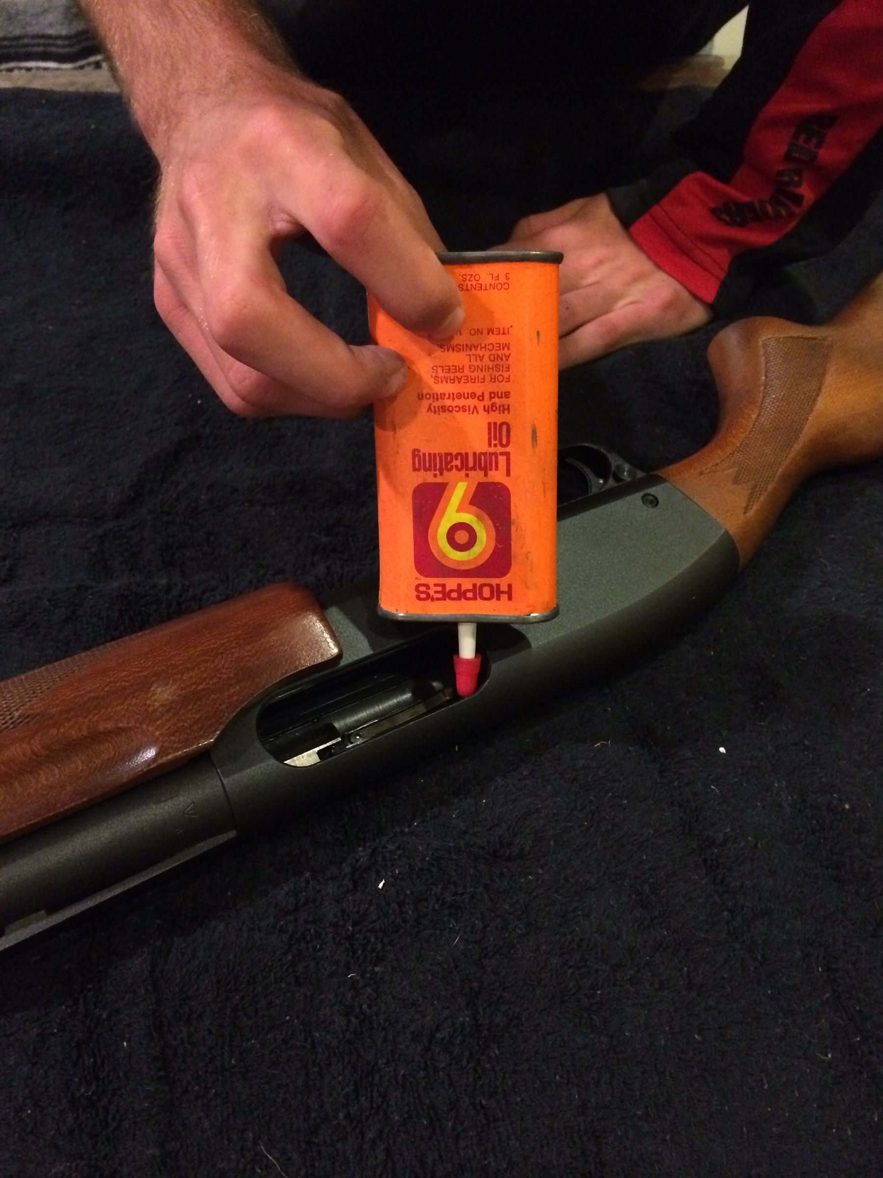 How to Clean a 12 Gauge Remington 870 Shotgun : 9 Steps - Instructables
