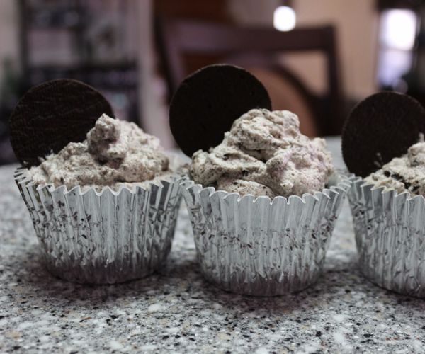 DIY Oreo Cupcakes