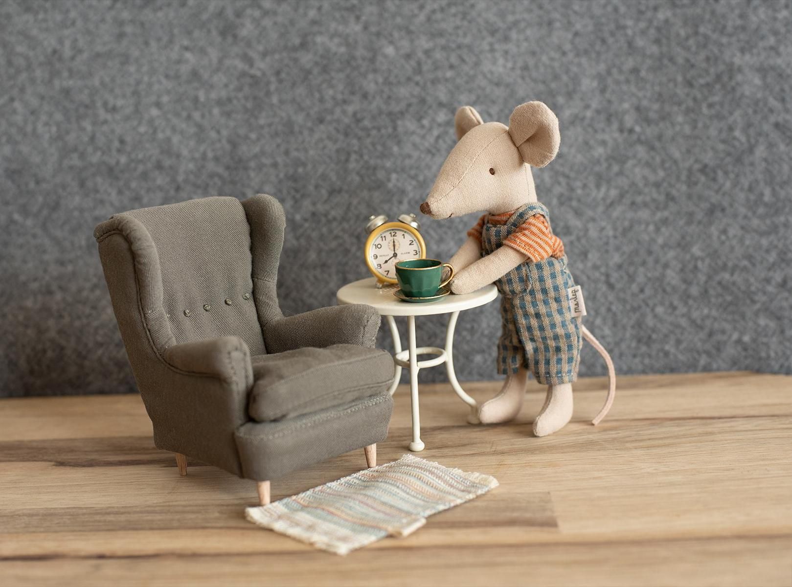 1:10 Scale Ikea Strandmon-Inspired Wing Chair for Maileg Mice