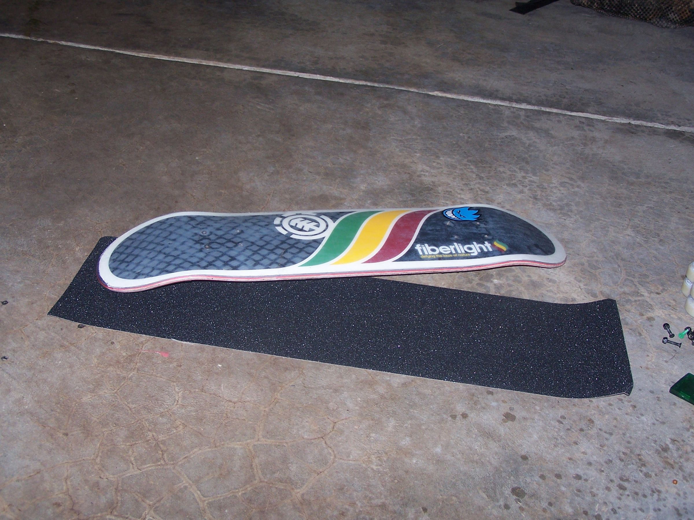How to Put Together a Skateboard 5 Steps (with Pictures) Instructables